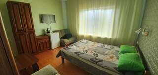 Гостиница Любовь Осташков Двухместный номер с 1 кроватью и видом на озеро-2