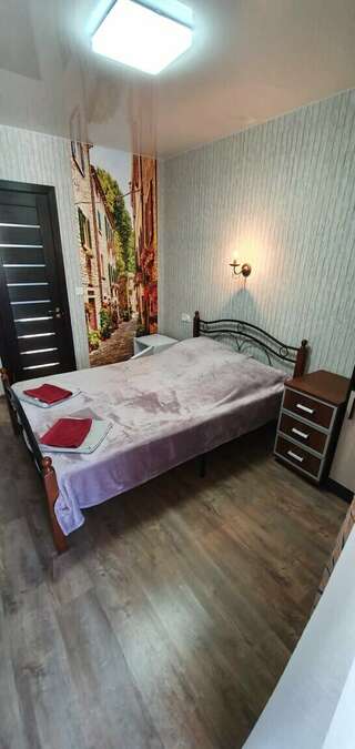 Гостиница Любовь Осташков Двухместный номер с 1 кроватью и балконом-11